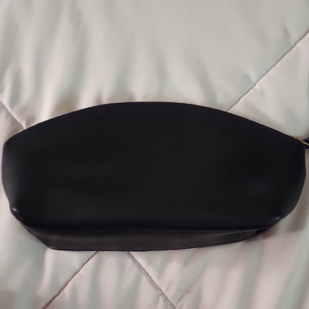 Portland Leather Black Clutch